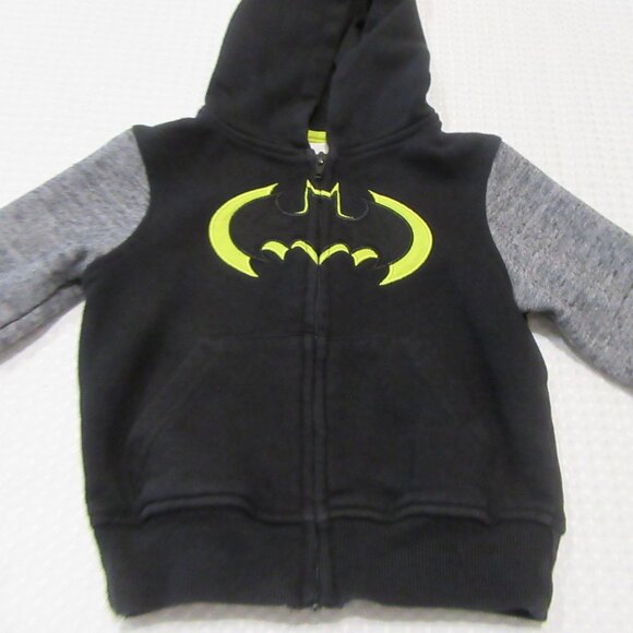 Childs Size 2 Batman Hoodie - Picture 5 of 9